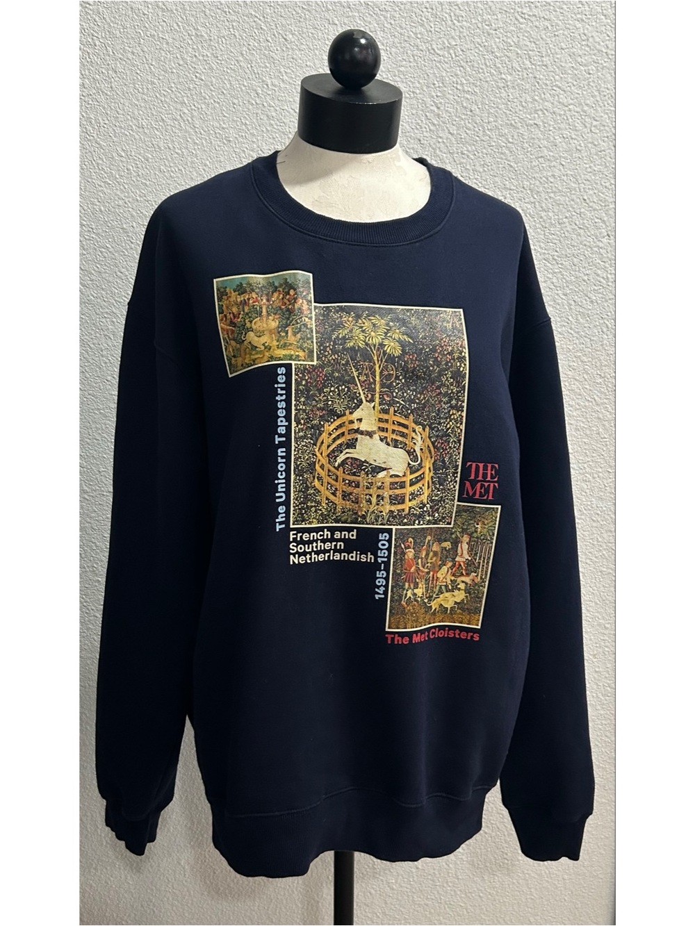 The Metropolitan The Met Museum of Art Sweatshirt Tapestries 1495-1505 French XL